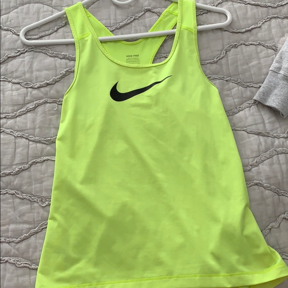 Nike workout tank